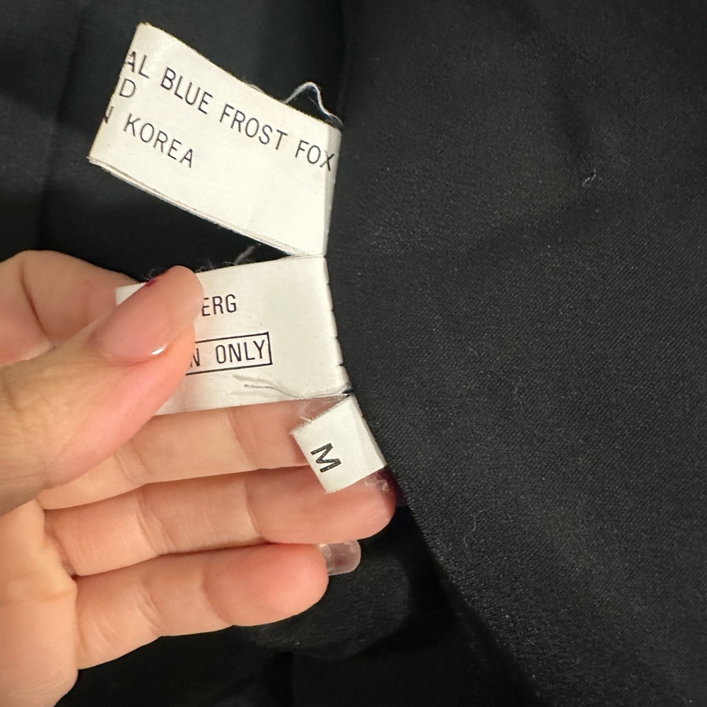Saga Fox Real Fur Coat | Blue Frost Fox (Gray/Silver Tone) | Size M | Vintage - Picture 8 of 15